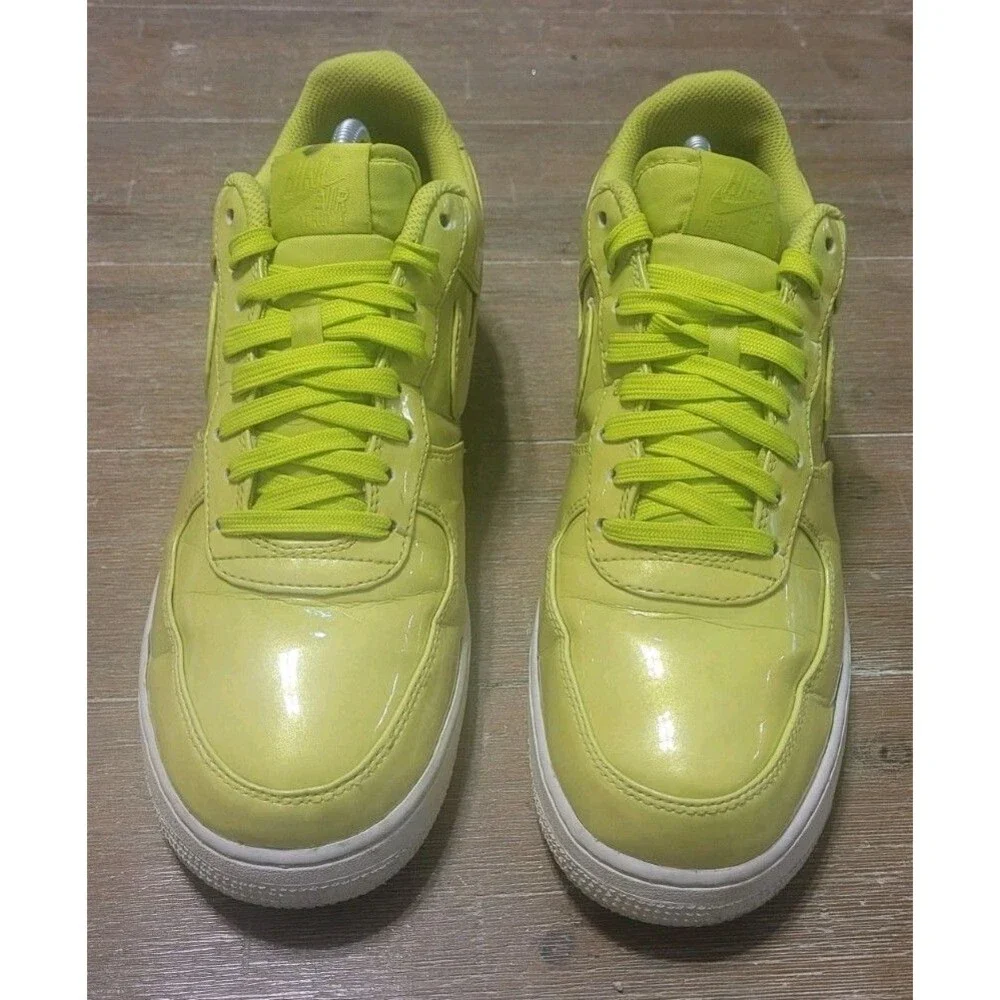 Nike Air Force 1 ’07 LV8 UV Cyber Green AJ9505-300 Size 10 Men's Shoes Sneakers